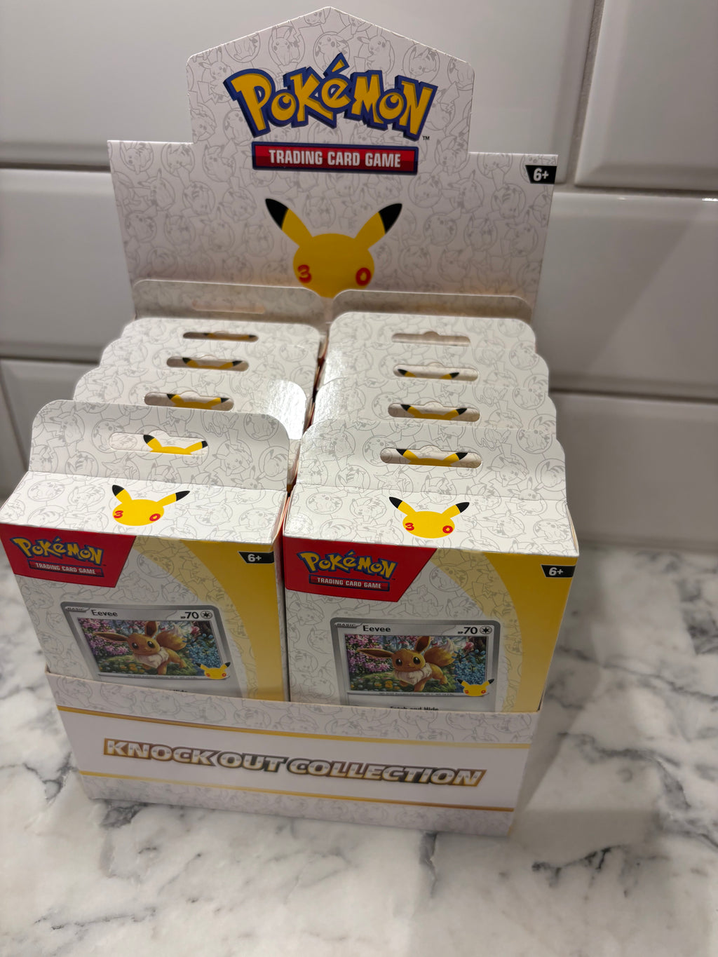 Pokémon TCG 30th Celebration Knock Out Collection – Eevee